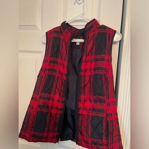 Croft & Barrow Vest in Blue and Red Plaid. Perfect for this coming fall